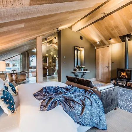 Luxury Ski Chalet Morzinee Casa vacanze *